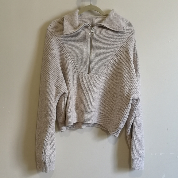 H&M Sweaters - H&M Knit Sweater With 3/4 Zip Up